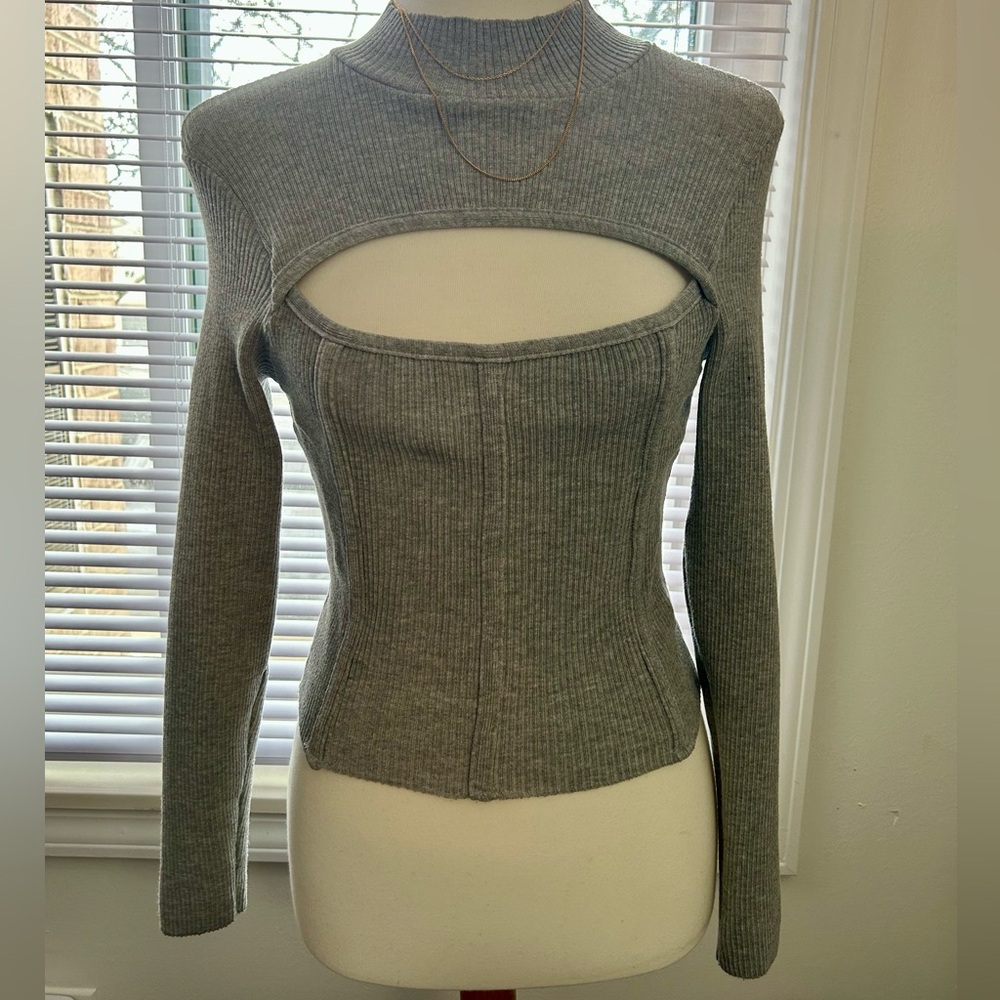 Chic Gray Knit Cutout Sweater